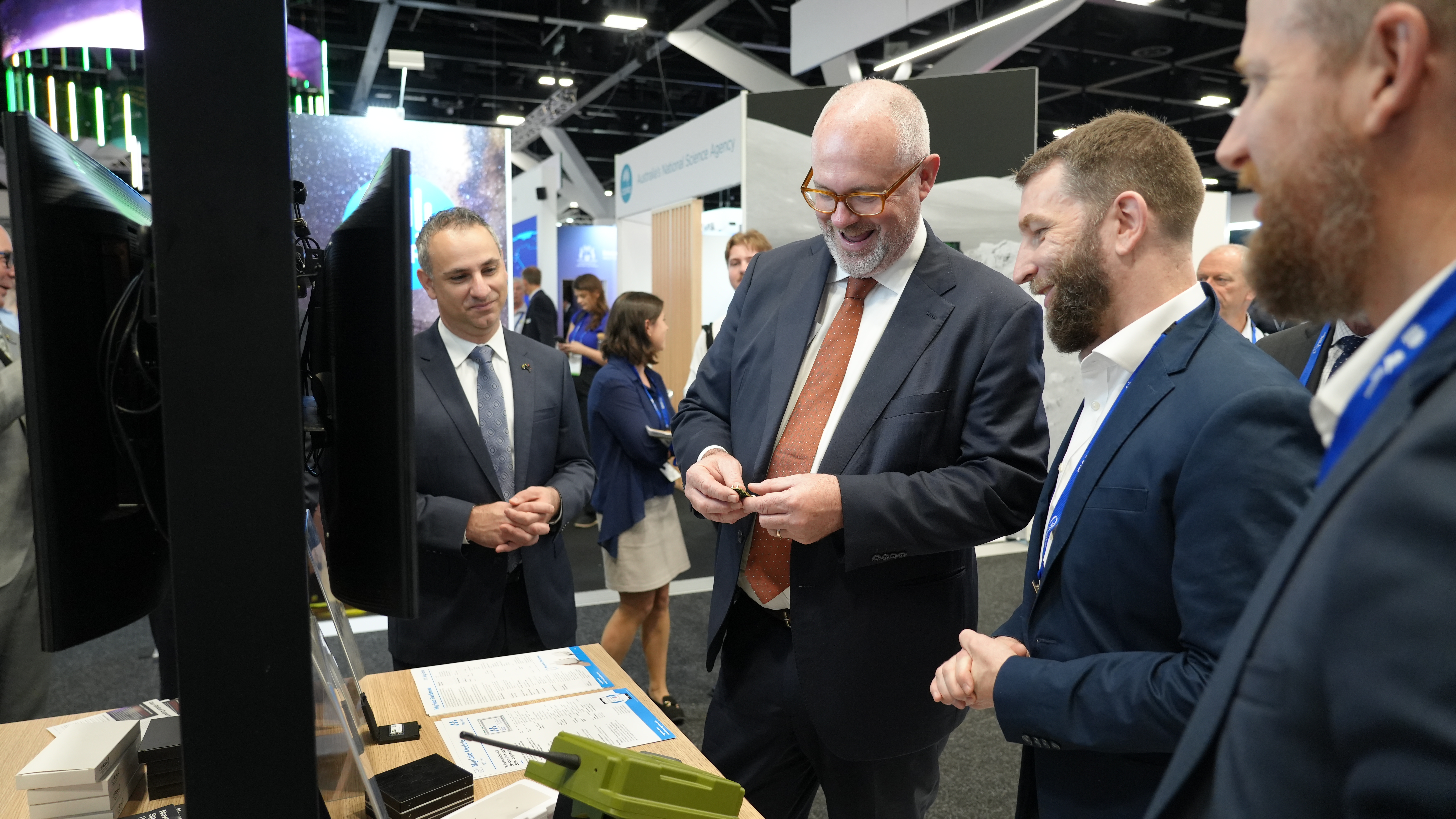 Enrico Palermo and Minister for Industry and Innovation and Minister for Science Tim Ayres.
