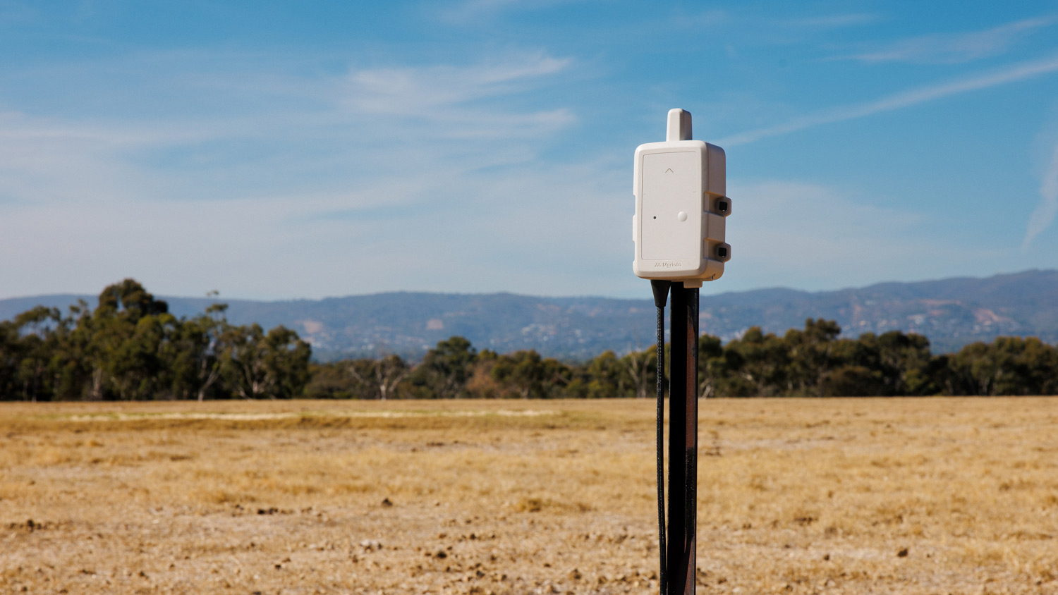 Myriota FlexSense device operating in a field