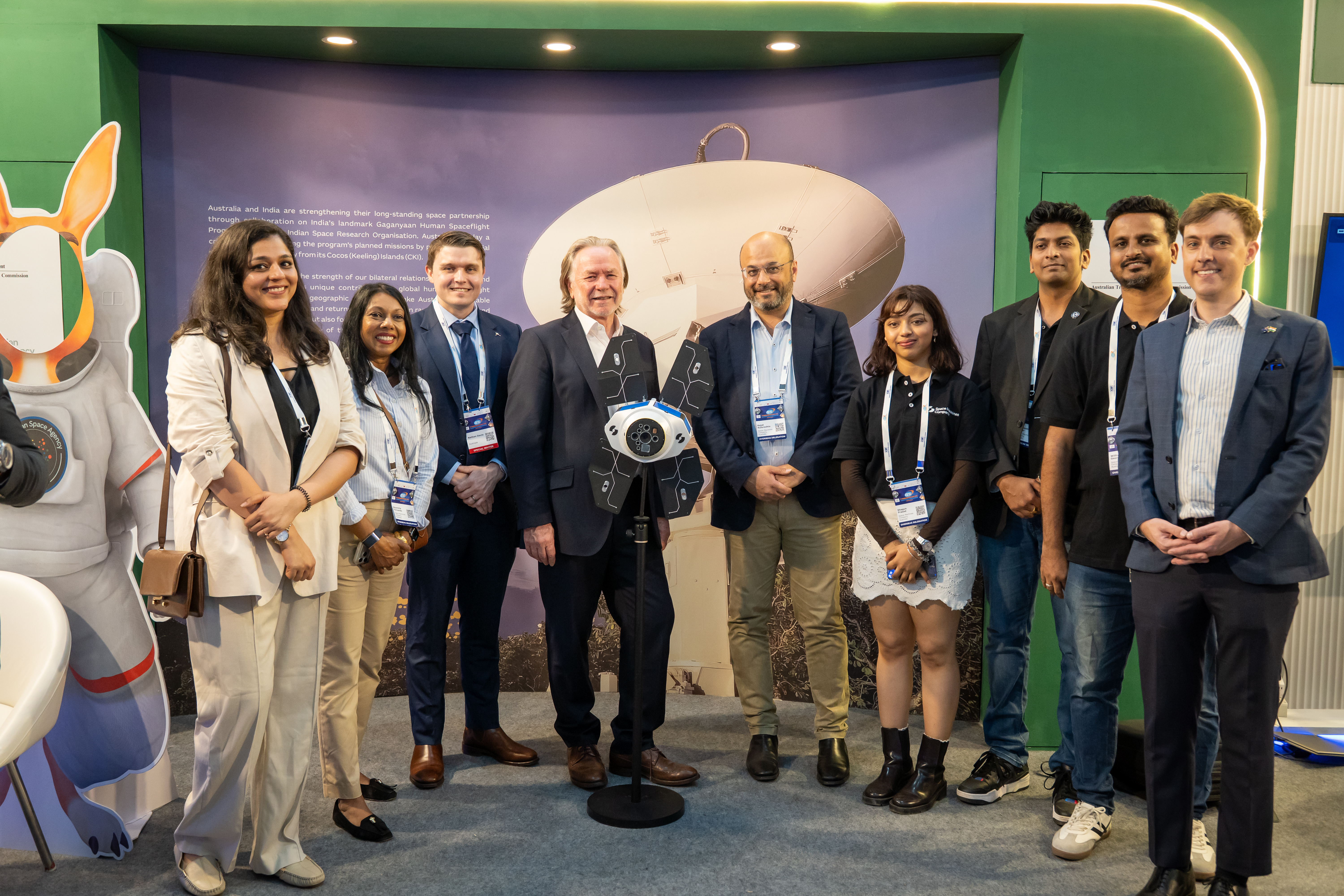 Head of Mission Phillip Green OAM alongside Space Machines Company Australia.
