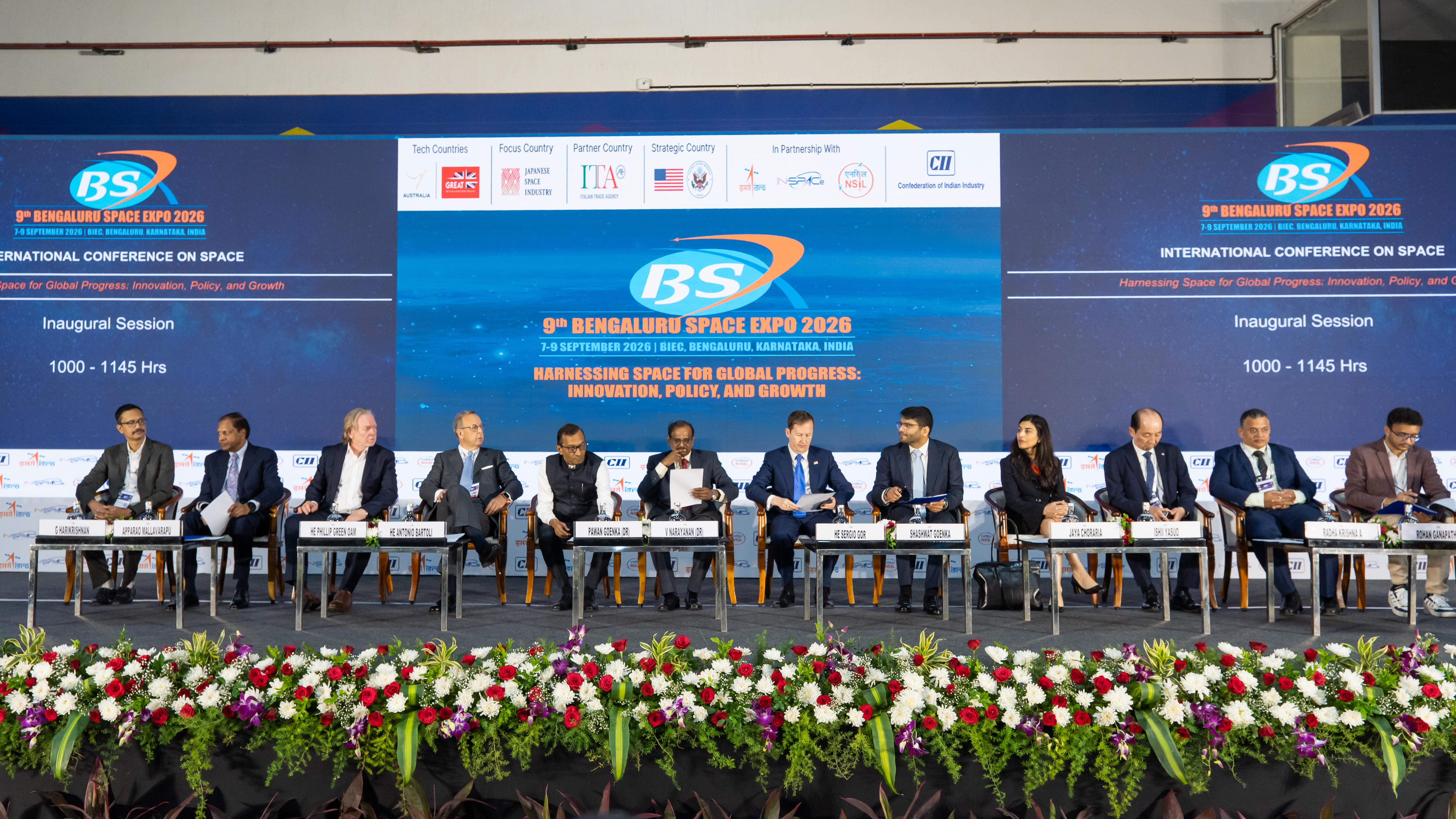 Head of Mission Phillip Green OAM and other leaders at the inaugural session of the Bengaluru Space Expo 2026.