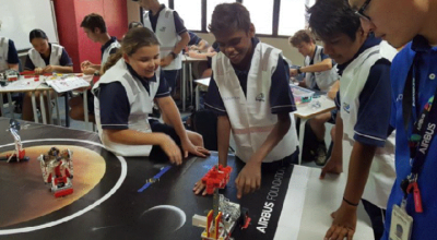 Students participating in Airbus Mission to Mars workshop