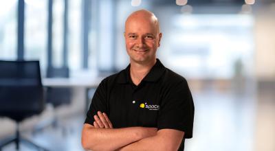 Headshot of Associate Professor Melrose Brown