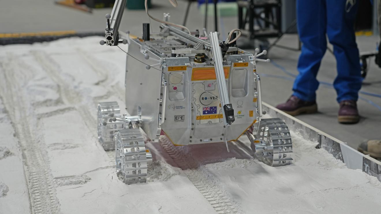 a new Roo-ver prototype that is Developed by the ELO2 consortium in partnership with the Australian Space Agency is being tested at Adelaide University's EXTERRES CRATER Facility