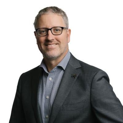 Chris Hewett Headshot