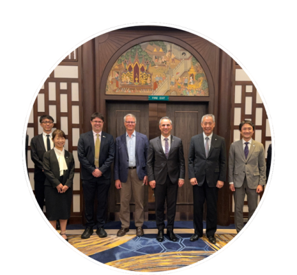 The Australian and Japanese delegations at the 32nd Asia-Pacific Regional Space Agency Forum