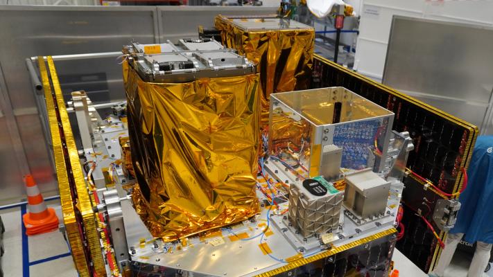 : Optical frequency comb installed on Exotrail spacevan Credit: QuantX Labs