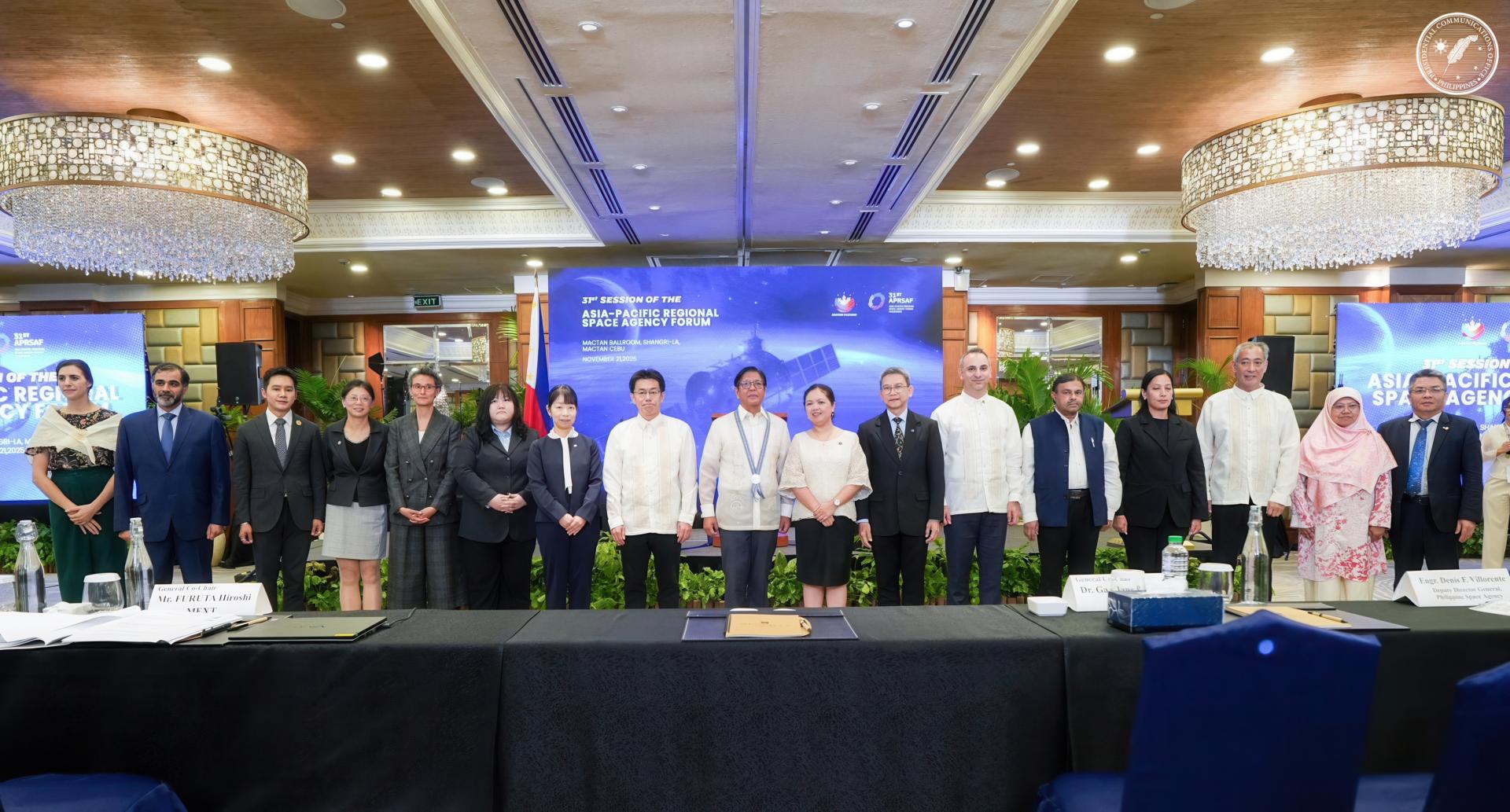 Philippine President Bongbong Marcos Jr along with the participating space leaders at APRSAF-31